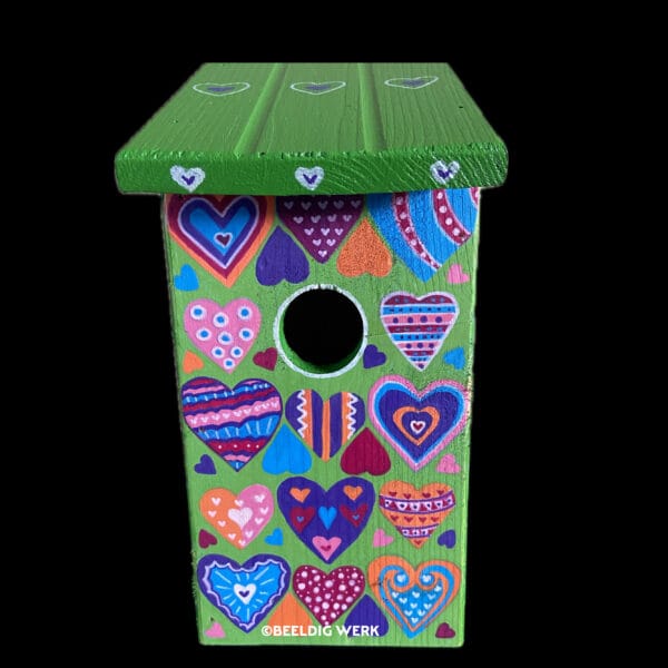 NESTKAST VOL LIEFDE