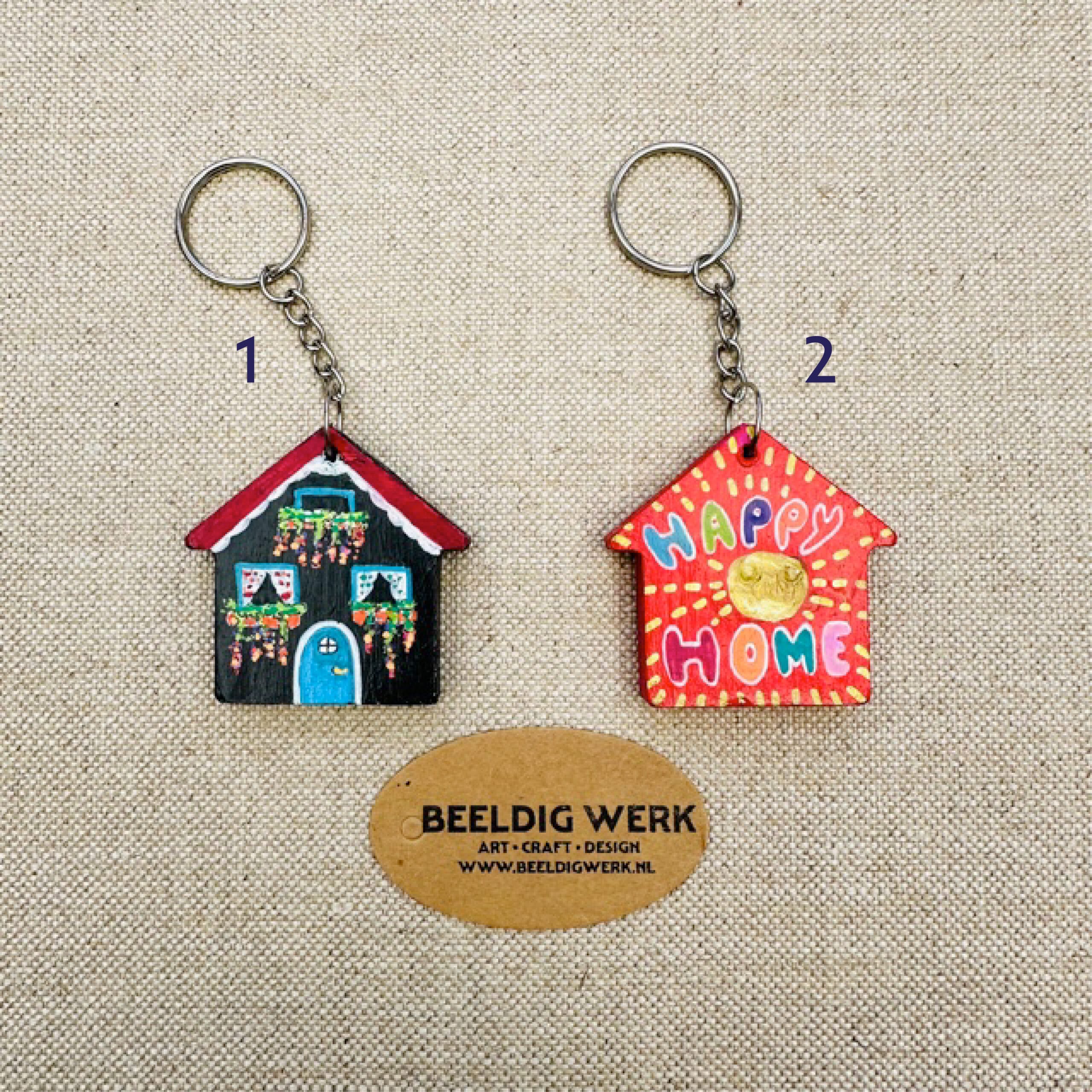 Houten huisje sleutelhanger 1-2