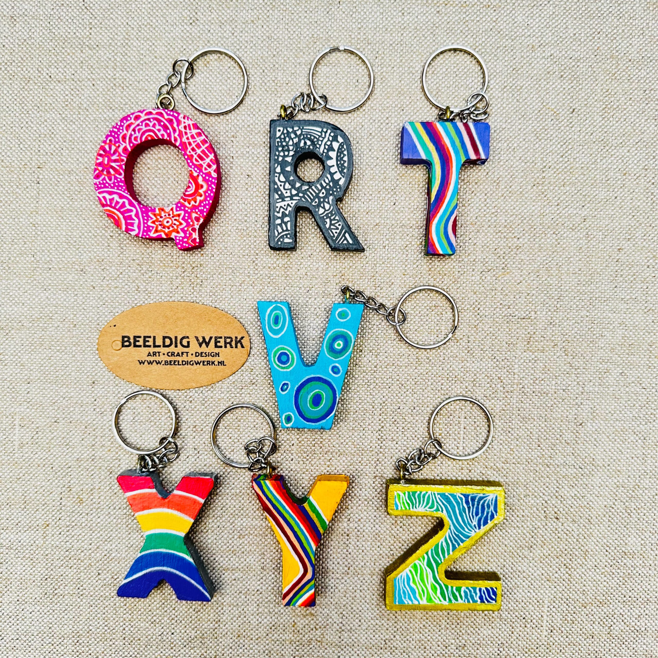 Houten alfabet sleutelhangers Q-Z